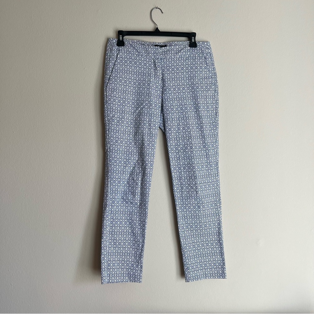 ❤️ Jones & Co New York Blue White Print Ankle Pants